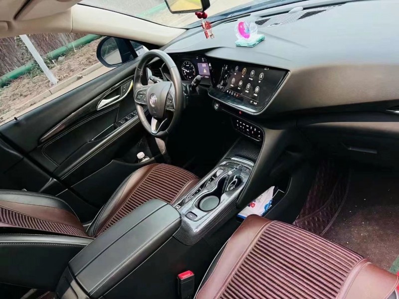 青岛22年别克昂科威5