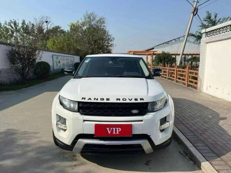 泰安13年路虎极光1