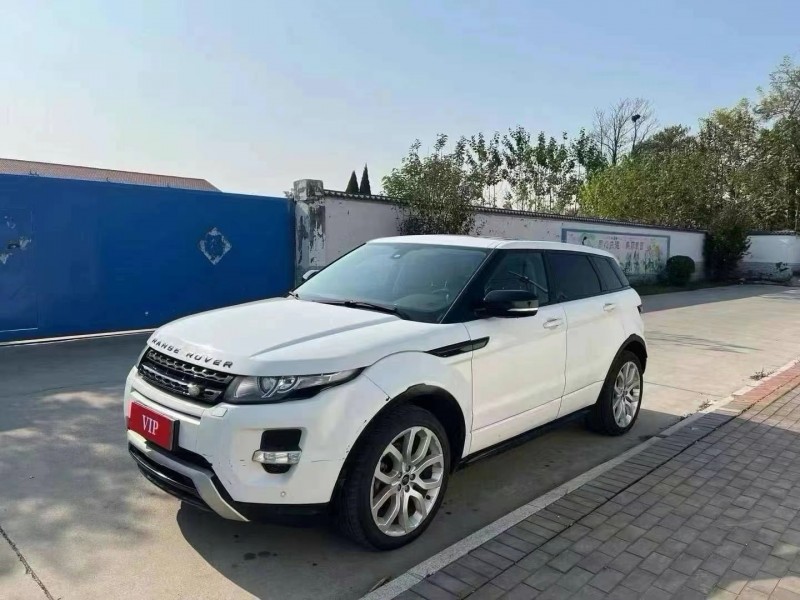 泰安13年路虎极光2