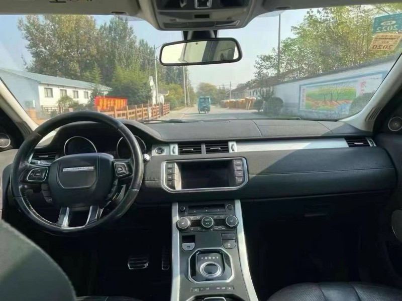 泰安13年路虎极光8