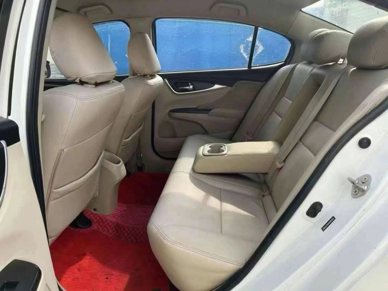 泰安17年本田凌派5