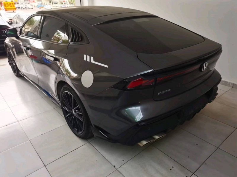 东莞23年长安汽车UNI-V3