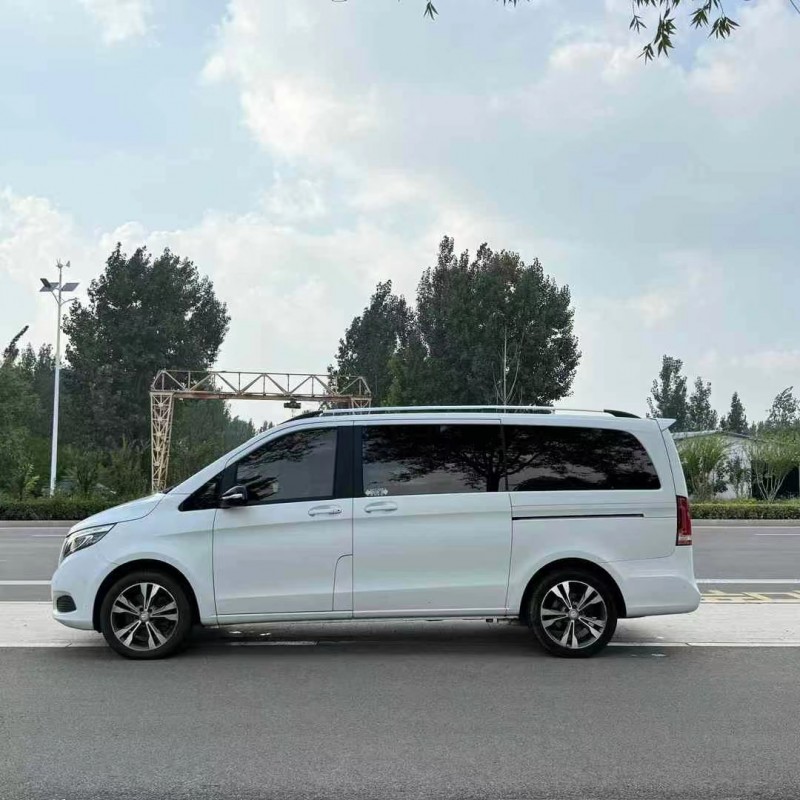 枣庄17年奔驰V8