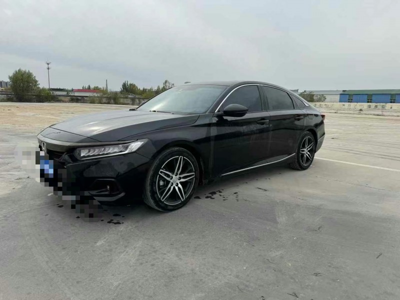 济宁23年本田雅阁2