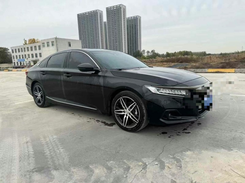 济宁23年本田雅阁3