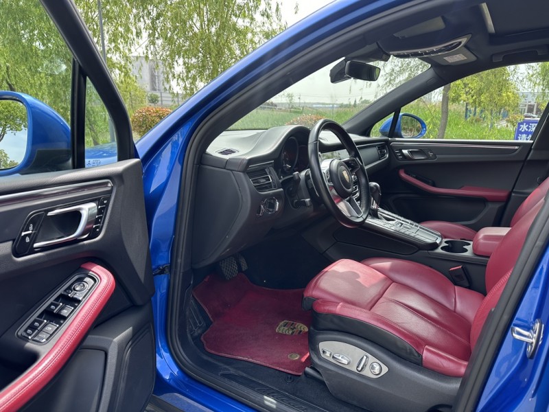 盐城20年保时捷Macan7