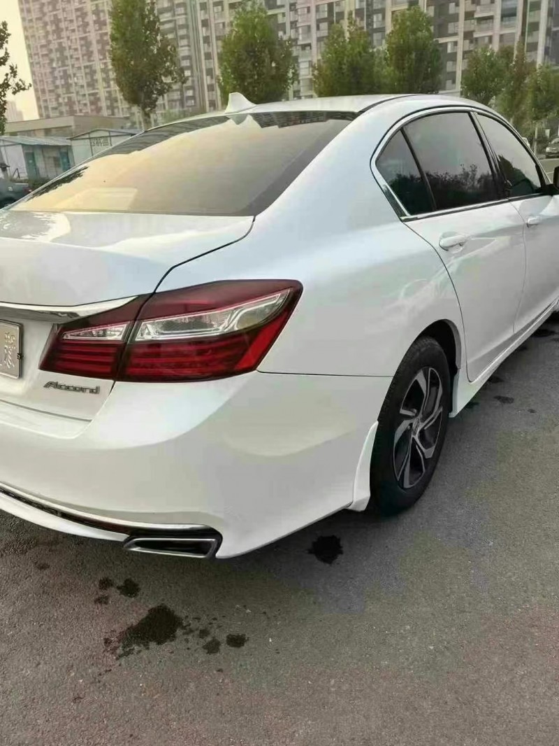 郑州18年本田雅阁8