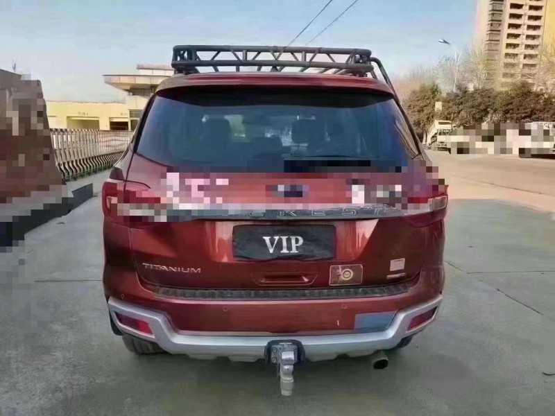 济宁17年福特撼路者9