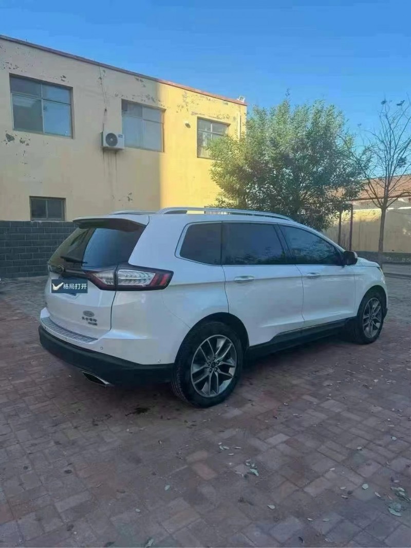 济宁18年福特锐界8