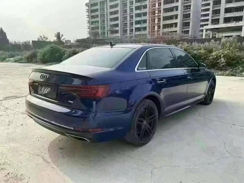 济宁19年奥迪A4L8