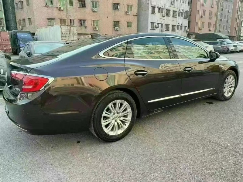 东莞17年别克君越4