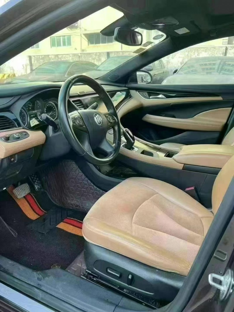 东莞17年别克君越6