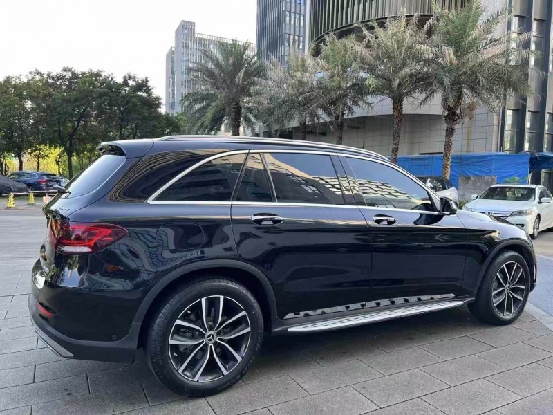 广州22年奔驰GLC4