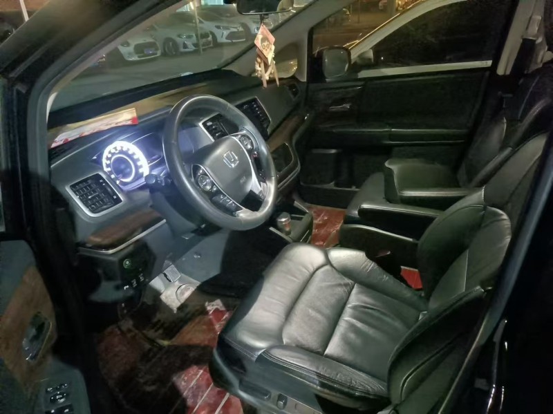 保定17年本田奥德赛3