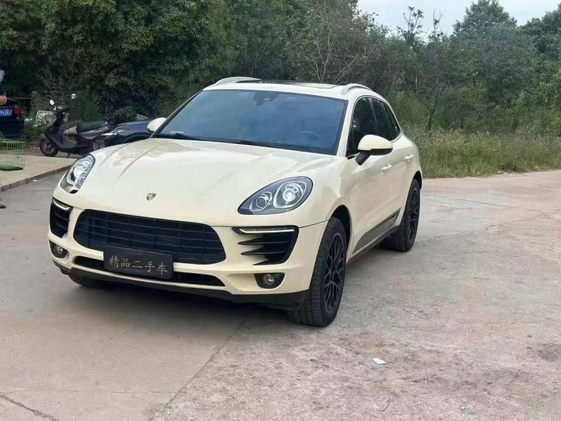 紹興14年保時捷Macan8