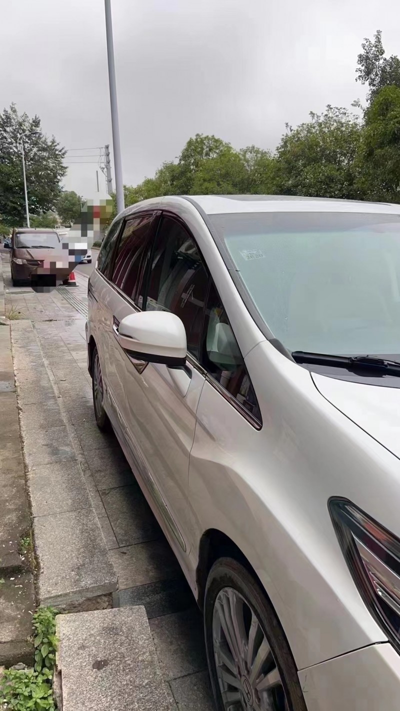 广州16年本田艾力绅2