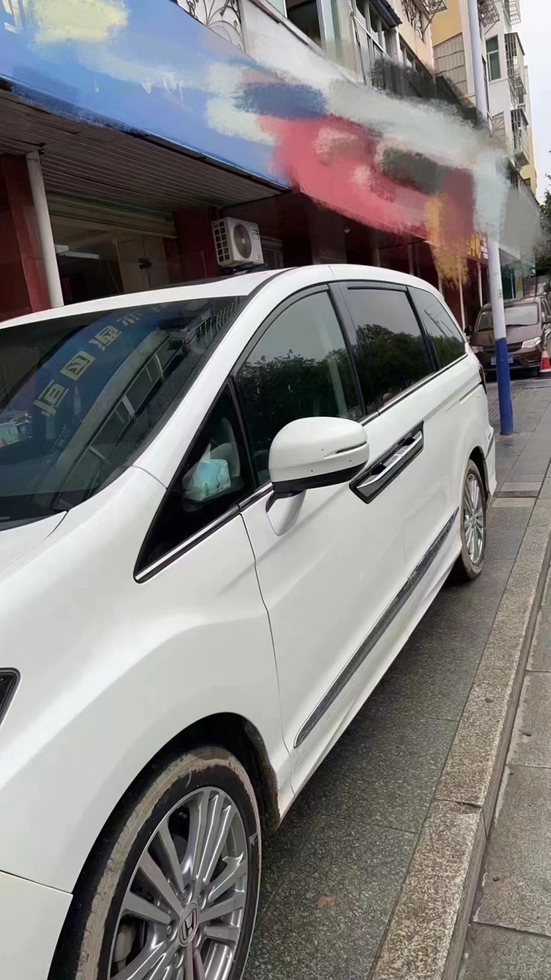 广州16年本田艾力绅3