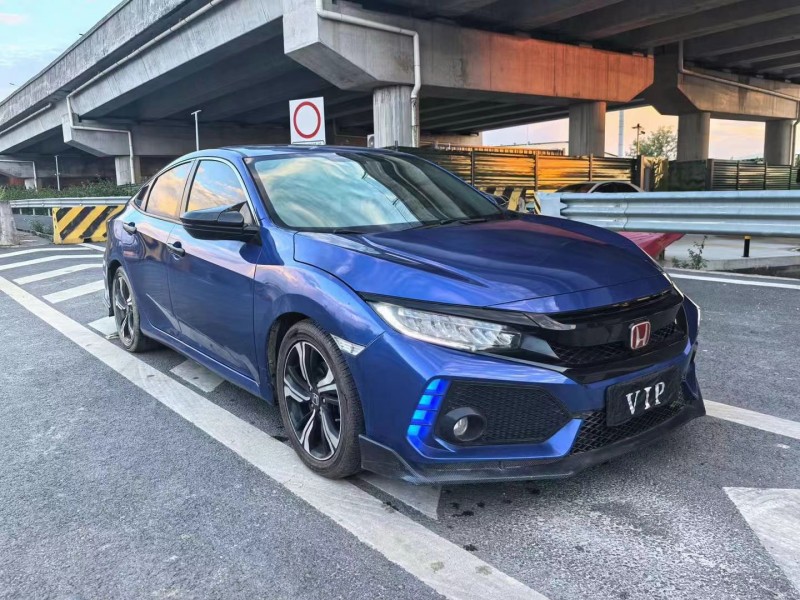 广州17年本田思域2