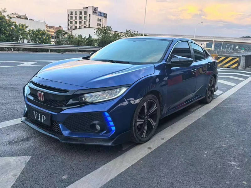 广州17年本田思域3