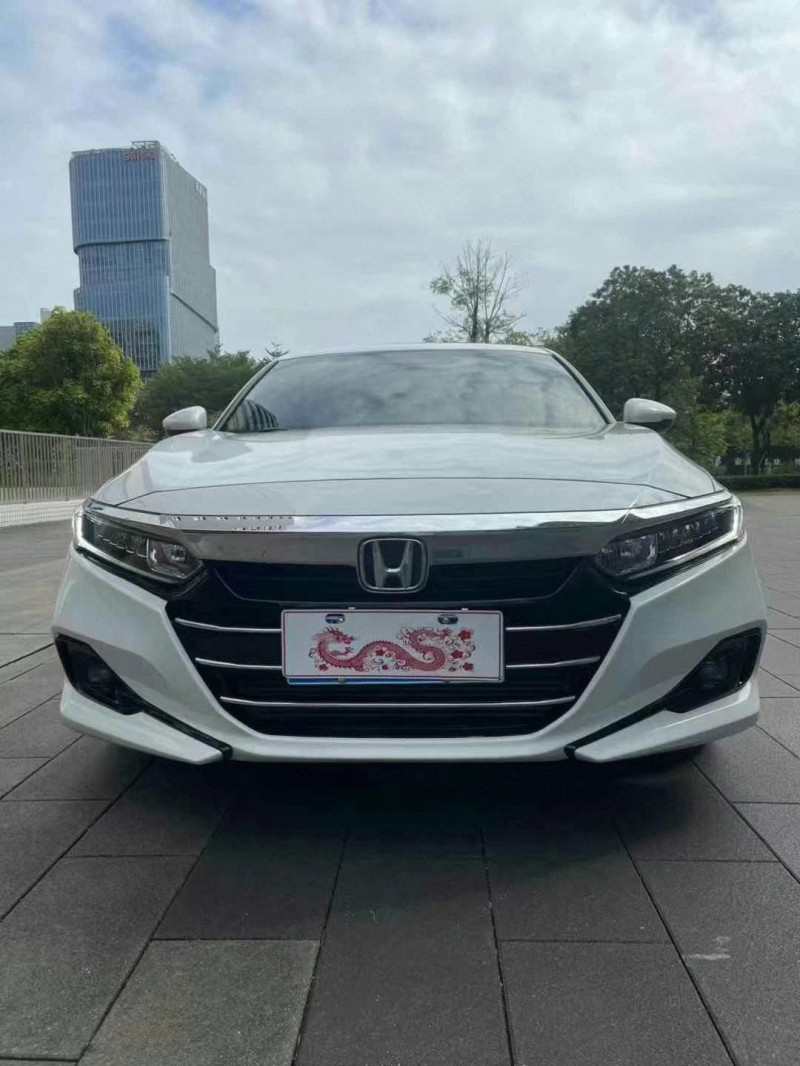 佛山22年本田雅阁1