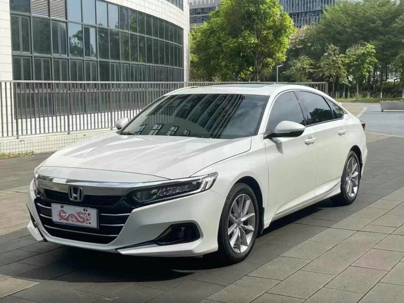 佛山22年本田雅阁3