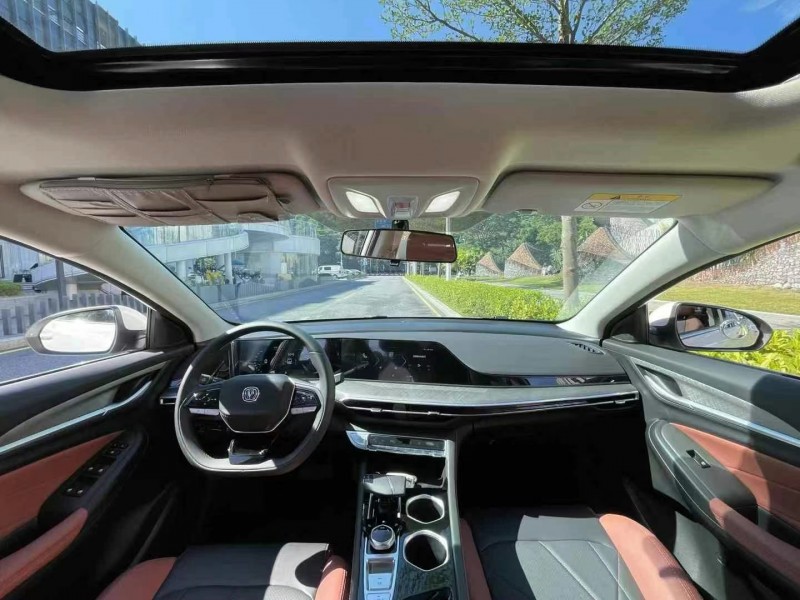 深圳23年长安汽车逸动4