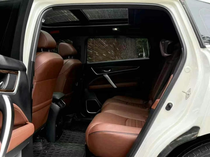 深圳18年本田URV5