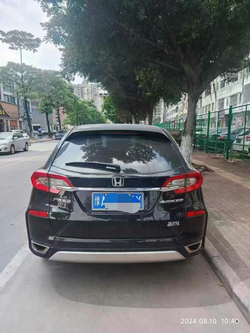 佛山18年本田冠道4