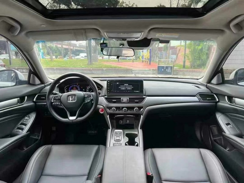 东莞22年本田雅阁5