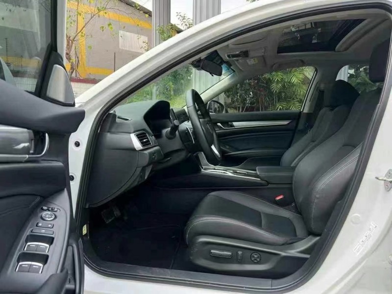 东莞22年本田雅阁6