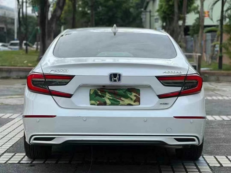 东莞22年本田雅阁9