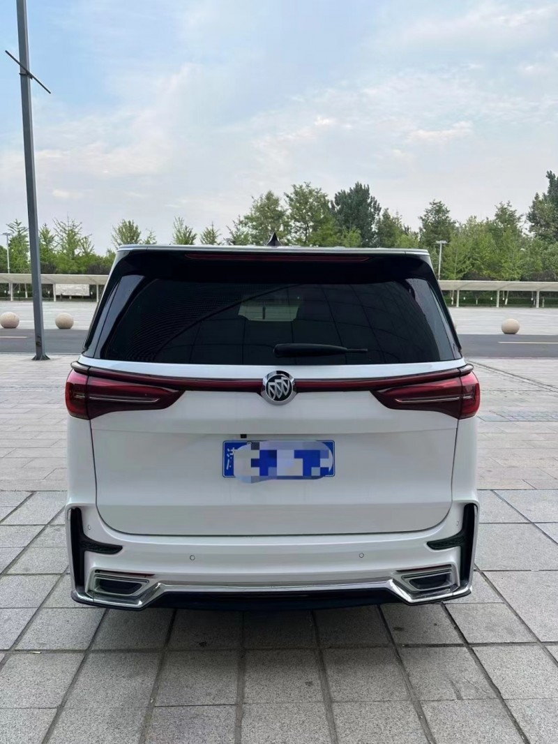 保定21年别克GL89