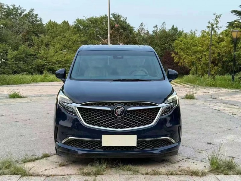 青岛21年别克GL81