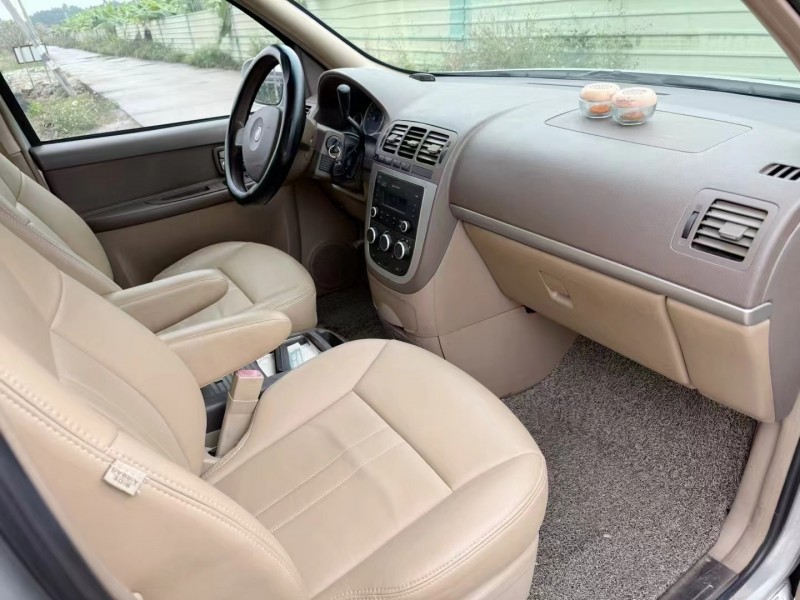 中山16年別克GL86