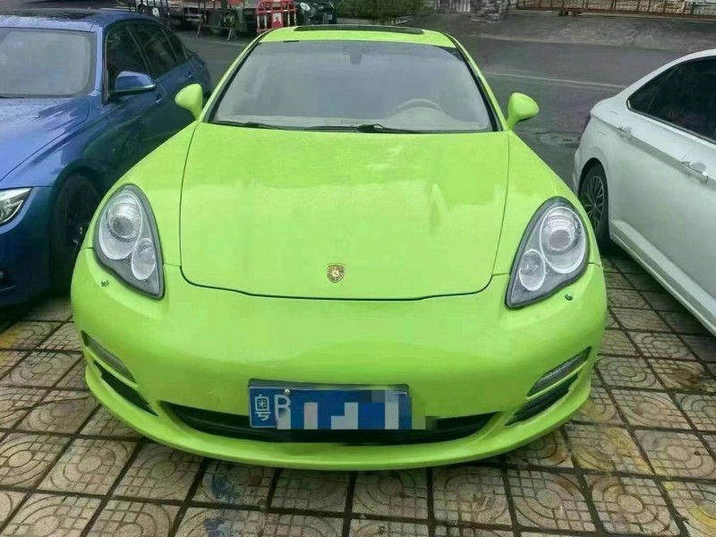 广州12年保时捷帕拉梅拉1