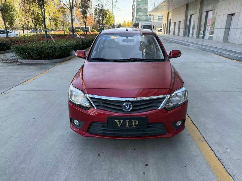 濱州16年長安汽車悅翔1