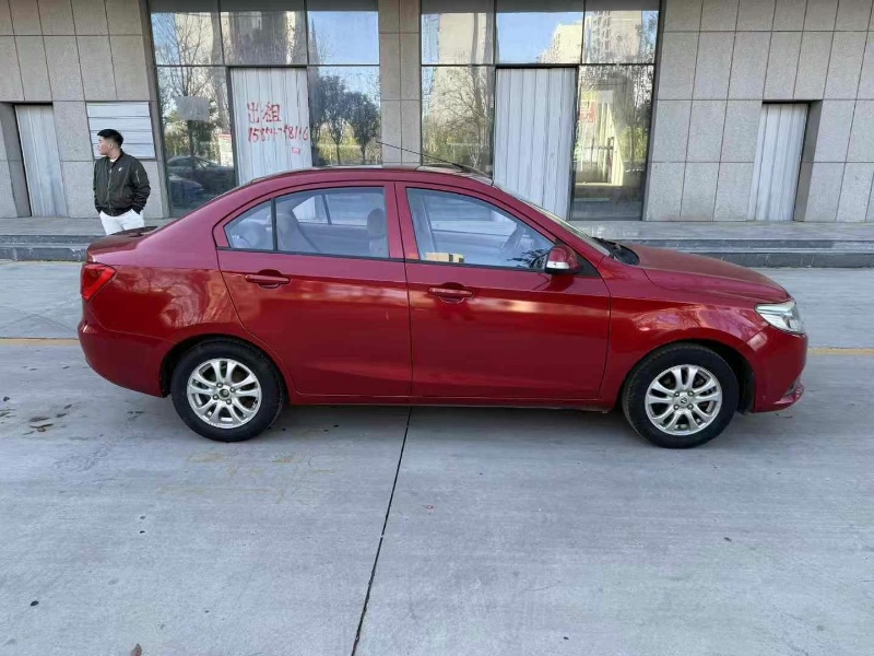 濱州16年長安汽車悅翔4