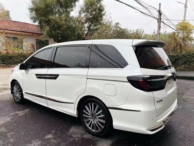 济宁23年本田艾力绅5