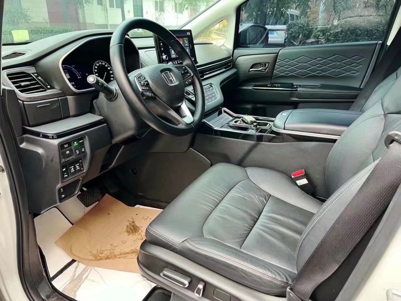 济宁23年本田艾力绅6