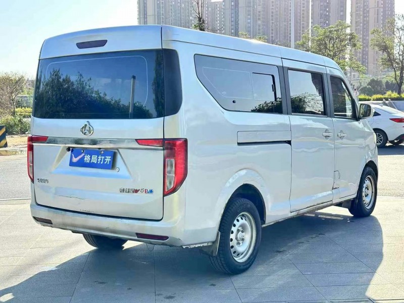 东莞22年长安汽车跨越8