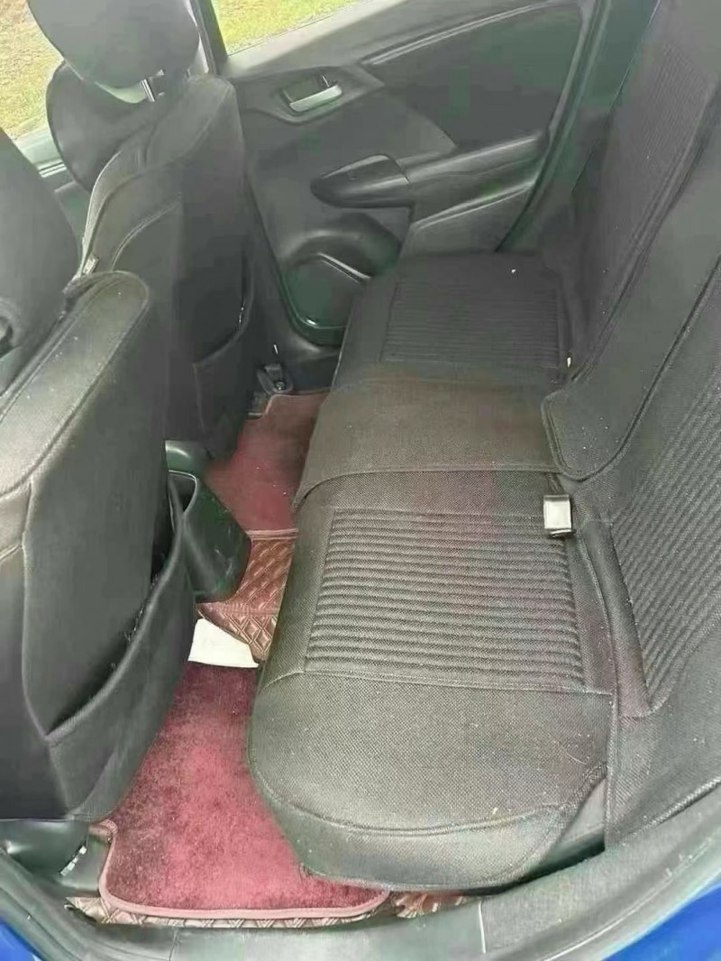 济宁19年本田飞度3