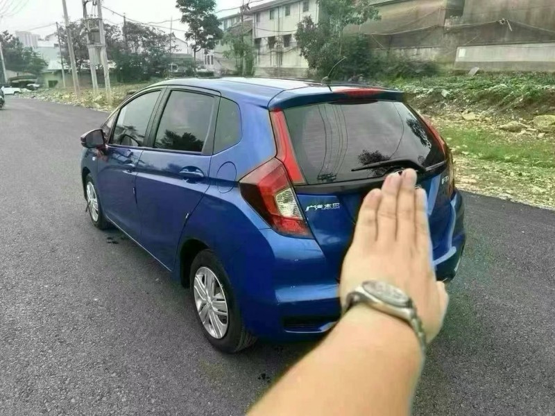 济宁19年本田飞度5