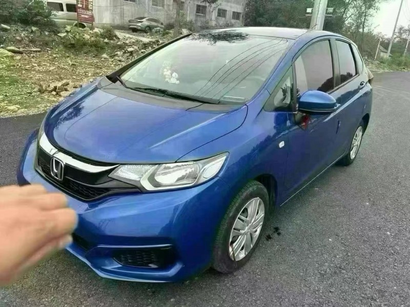 济宁19年本田飞度9