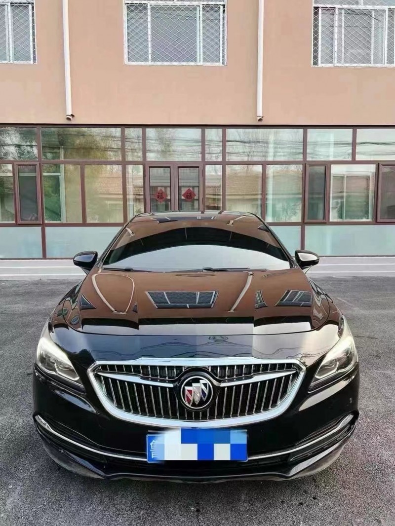 济宁19年别克君越1