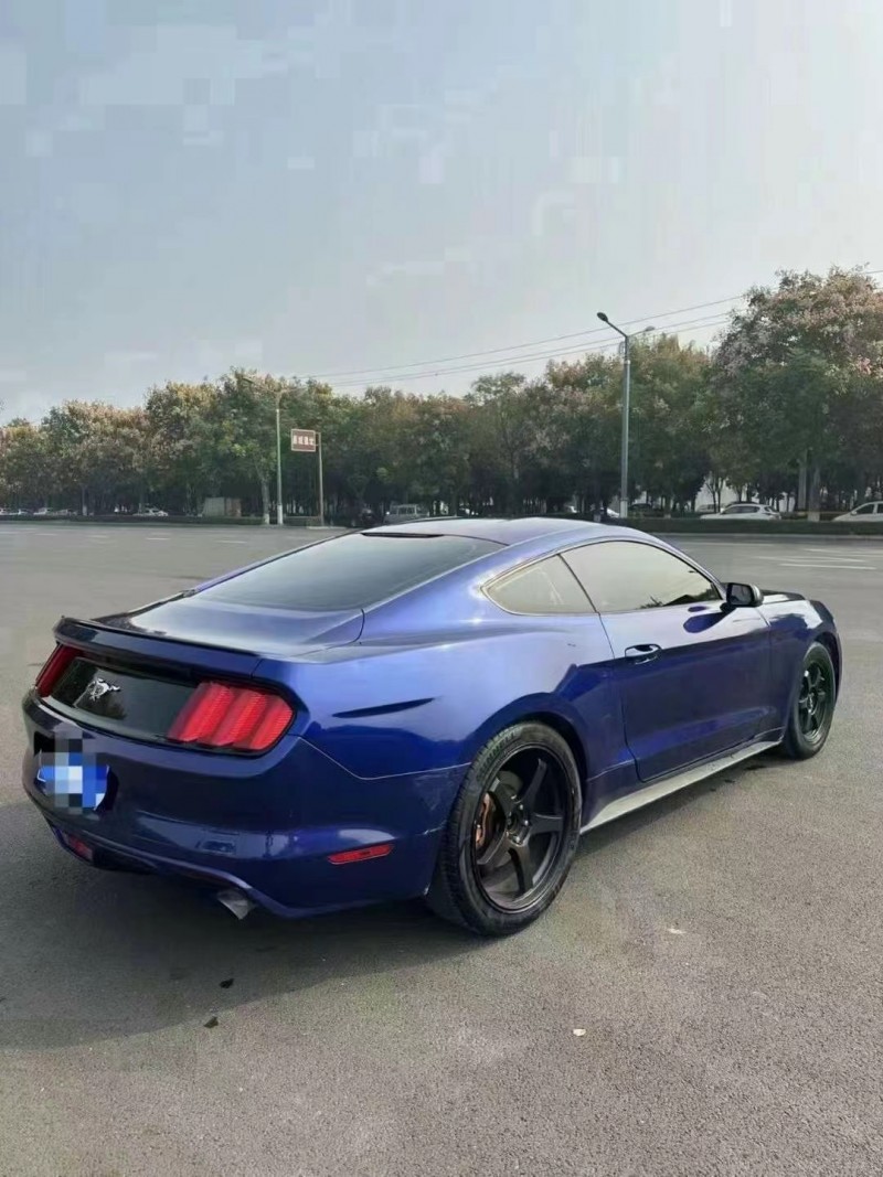 焦作16年福特野马6