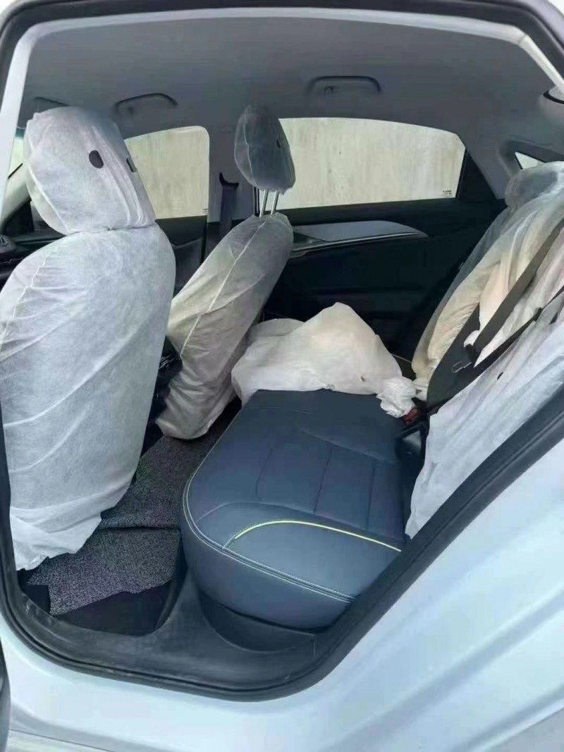 成都24年吉利几何6