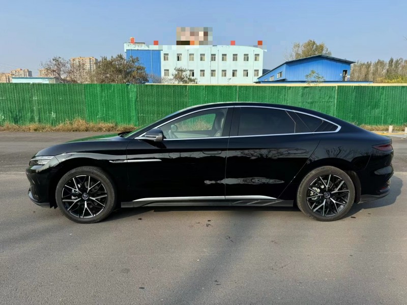 枣庄24年比亚迪汉8