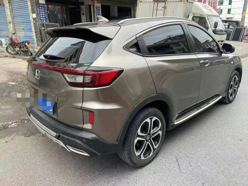 济宁16年本田XRV8