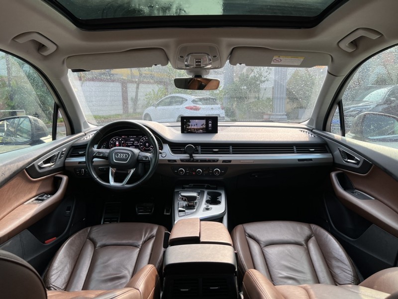 东莞17年奥迪Q74