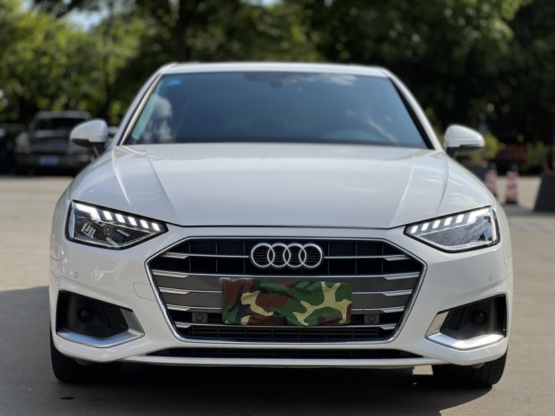 东莞22年奥迪A4L1